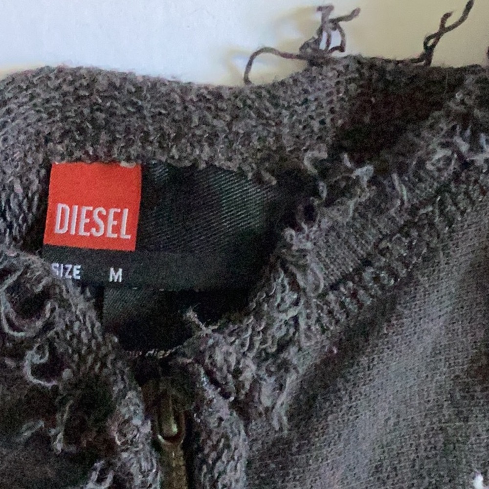 Diesel Tank with Zipper - Picture 2 of 6